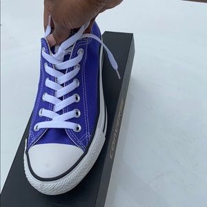 Converse Size 5 worn Once